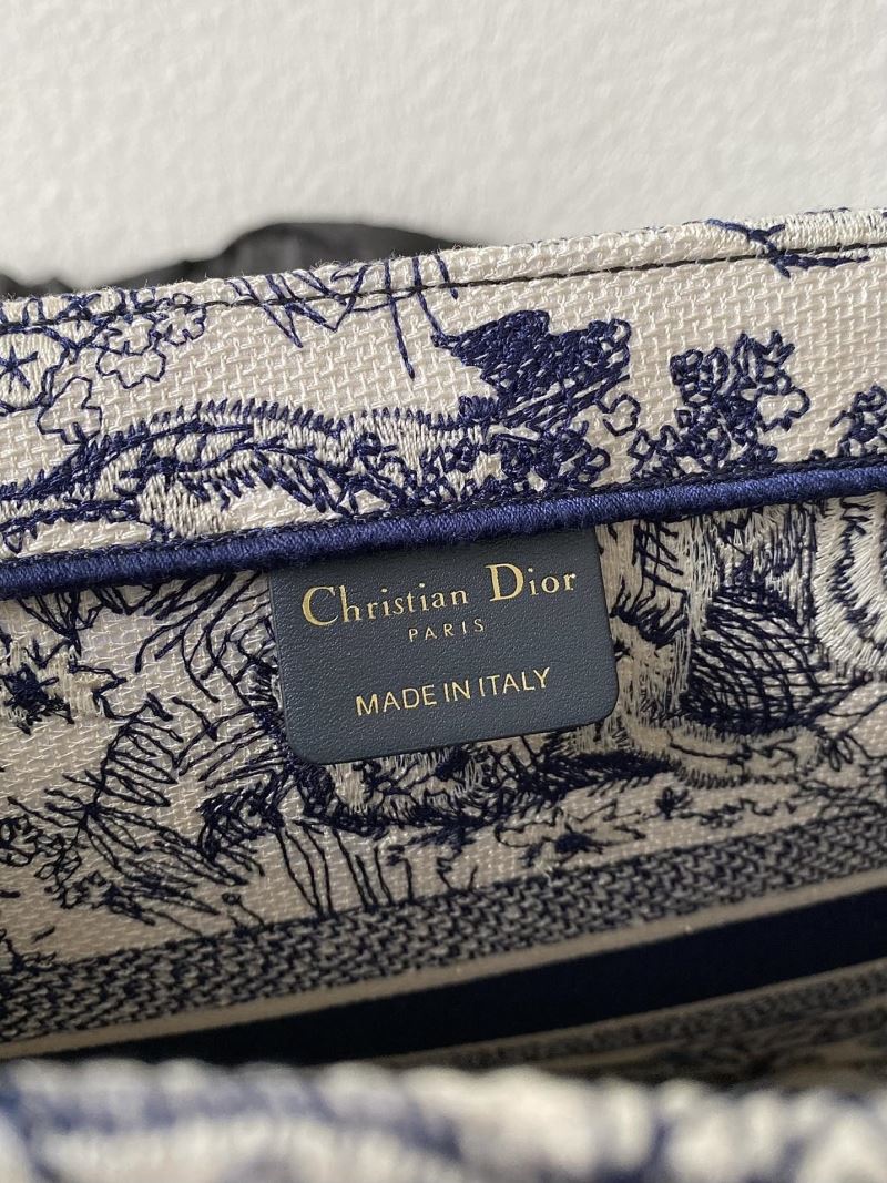 Christian Dior Shopping Bags